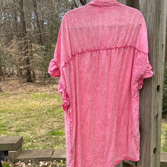 Washed Pink Button-Down Short Sleeve Dress Shirt - Picture 5 of 8